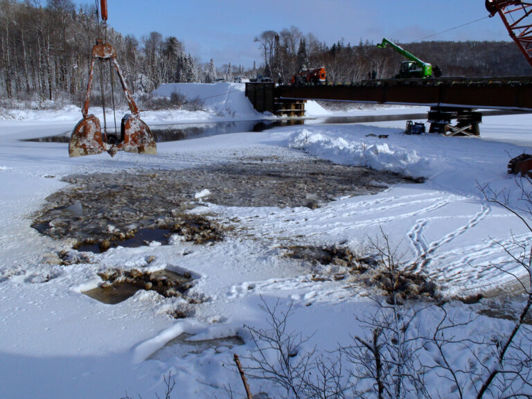 Aménagement d'une frayère à doré jaune sur la rivière Ruban